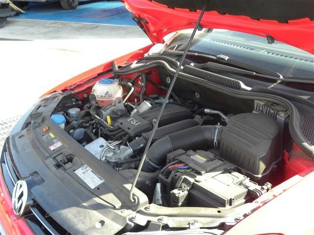 VOLKSWAGEN POLO 2013 Image 31