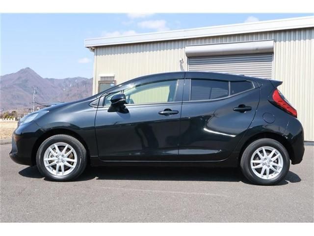 TOYOTA AQUA 2022 Image 31