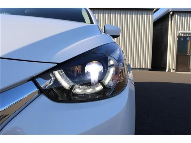 MAZDA DEMIO 2015 Image 31