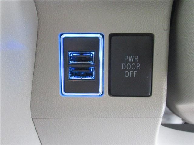 DAIHATSU TANTO 2013 Image 31