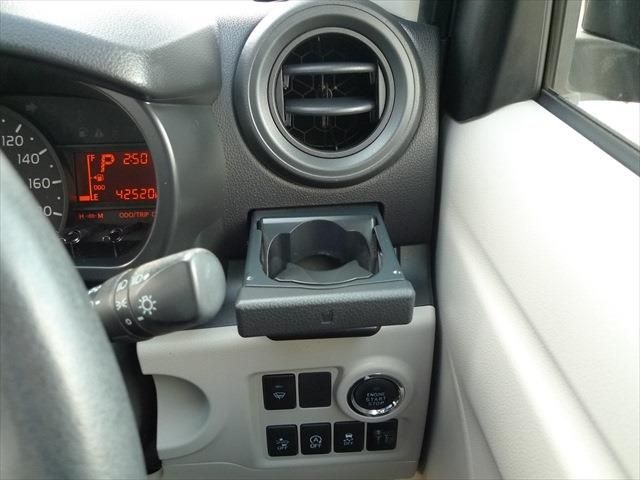 TOYOTA PASSO 4WD 2018 Image 31