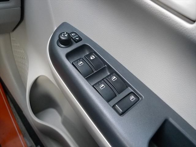 TOYOTA PASSO 4WD 2018 Image 31