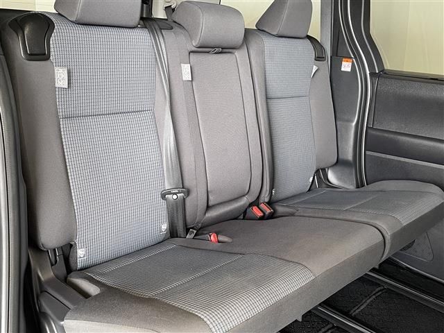 TOYOTA NOAH 2023 Image 31