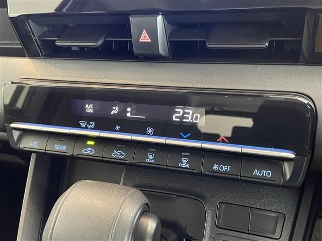 TOYOTA NOAH 2023 Image 31