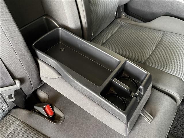 TOYOTA NOAH 2023 Image 31