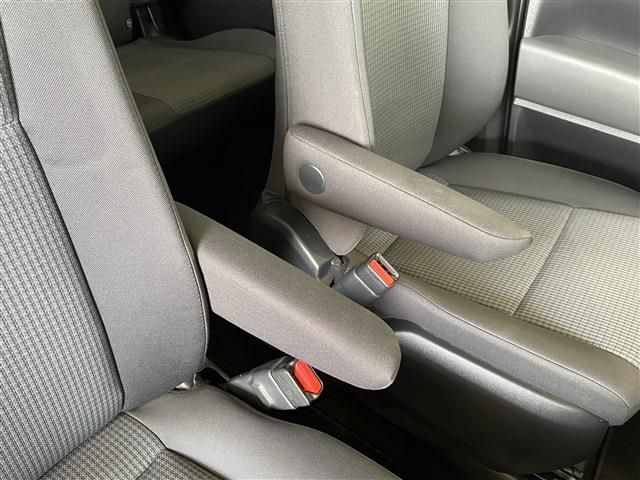 TOYOTA NOAH 2023 Image 31