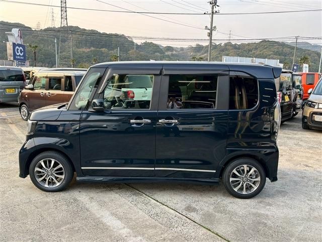 HONDA N BOX CUSTOM 2021 Image 31