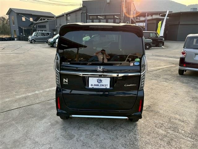 HONDA N BOX CUSTOM 2021 Image 31