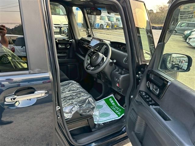 HONDA N BOX CUSTOM 2021 Image 31