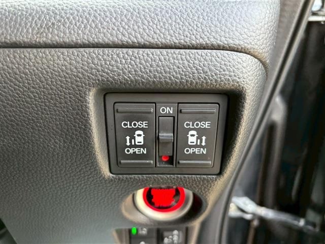 HONDA N BOX CUSTOM 2021 Image 31