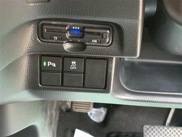 HONDA N BOX CUSTOM 2021 Image 31