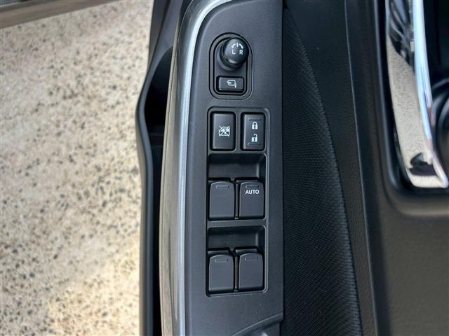 SUZUKI SWIFT 2018 Image 31