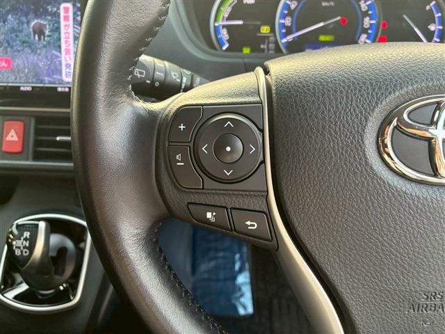 TOYOTA NOAH 2016 Image 31