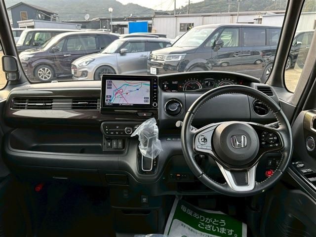 HONDA N BOX CUSTOM 2020 Image 31