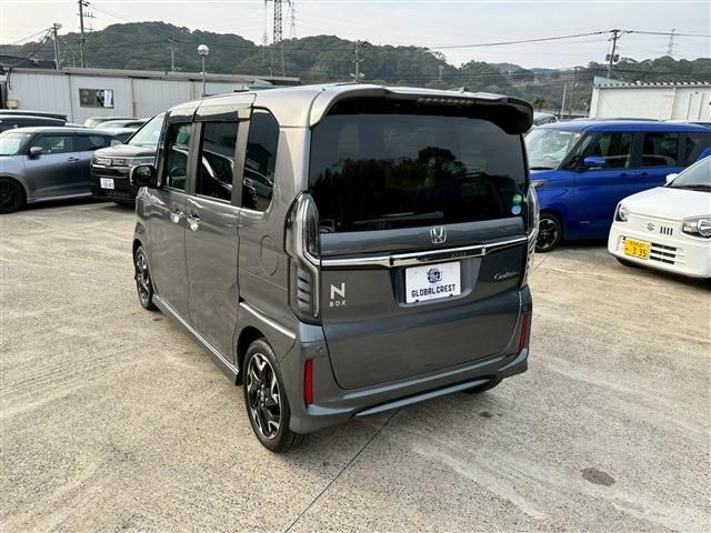 HONDA N BOX CUSTOM 2020 Image 31