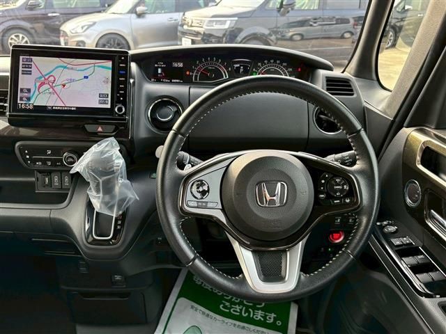 HONDA N BOX CUSTOM 2020 Image 31