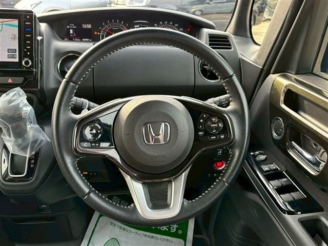 HONDA N BOX CUSTOM 2020 Image 31