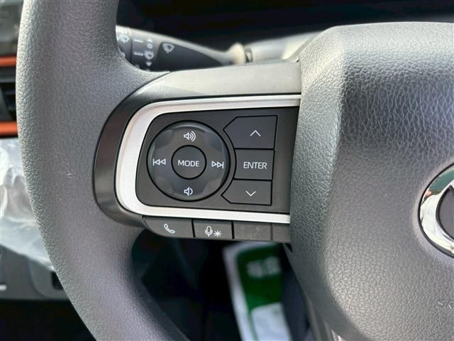 DAIHATSU TANTO FAN CROSS 2023 Image 31