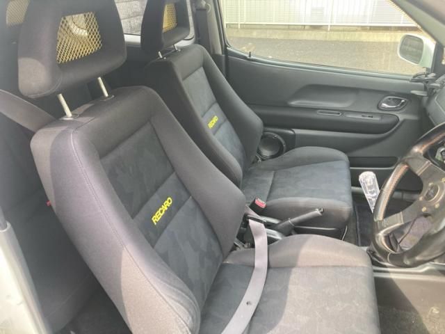 SUZUKI SWIFT 2004 Image 31