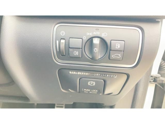 VOLVO XC60 2014 Image 31