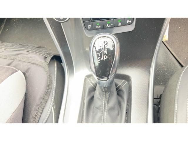 VOLVO XC60 2014 Image 31