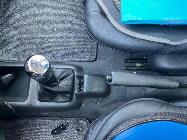 PEUGEOT 106 1999 Image 31