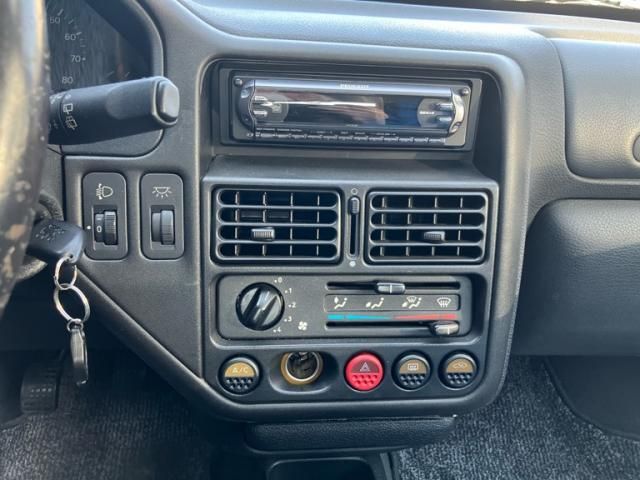 PEUGEOT 106 1999 Image 31