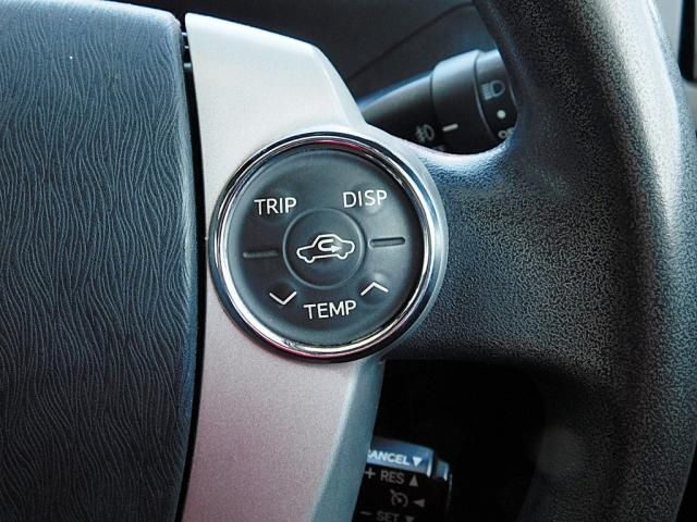 TOYOTA PRIUS 2011 Image 31