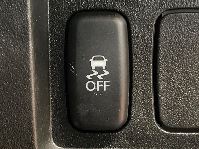 MITSUBISHI DELICA D:5 4WD 2016 Image 31