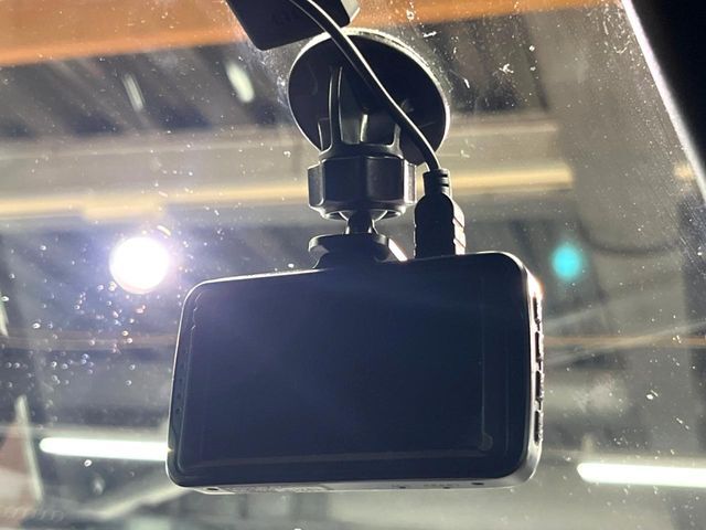 TOYOTA HILUX 4WD 2022 Image 31