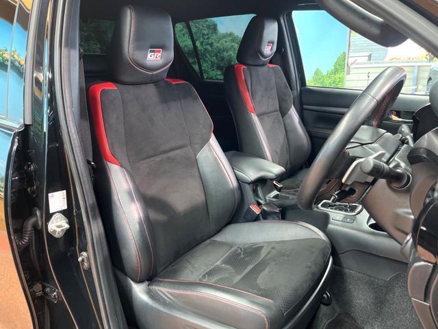 TOYOTA HILUX 4WD 2022 Image 31