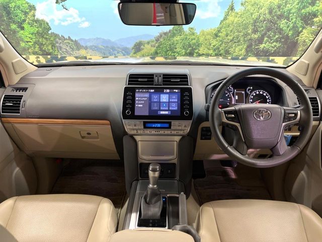 TOYOTA LANDCRUISER PRADO 2023 Image 31