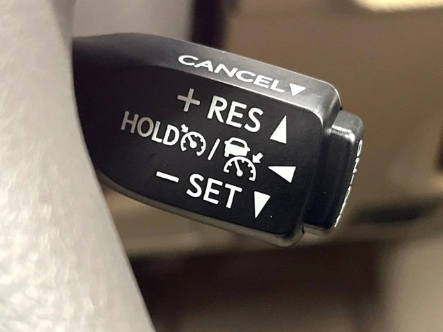 TOYOTA LANDCRUISER PRADO 2023 Image 31