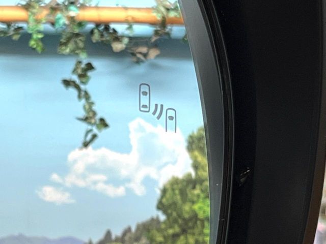 TOYOTA LANDCRUISER PRADO 2023 Image 31