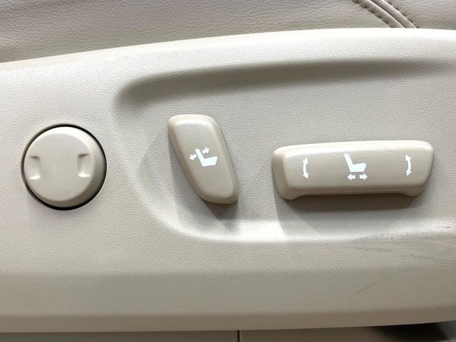 TOYOTA LANDCRUISER PRADO 2023 Image 31