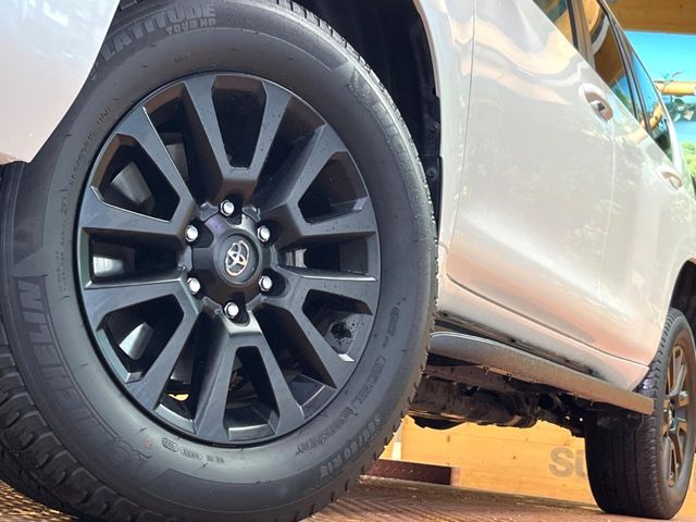TOYOTA LANDCRUISER PRADO 2023 Image 31