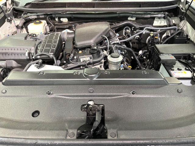 TOYOTA LANDCRUISER PRADO 2023 Image 31