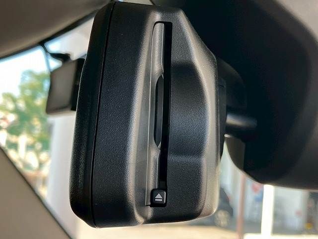 BMW MINI COOPER 5DOOR 2023 Image 31