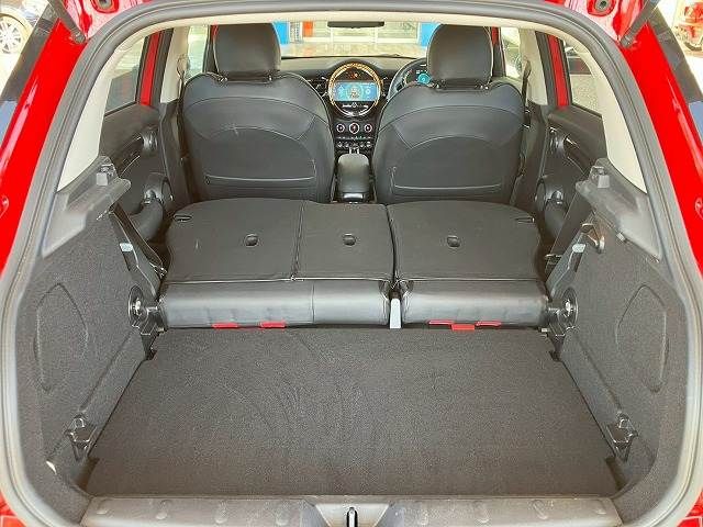 BMW MINI COOPER 5DOOR 2023 Image 31