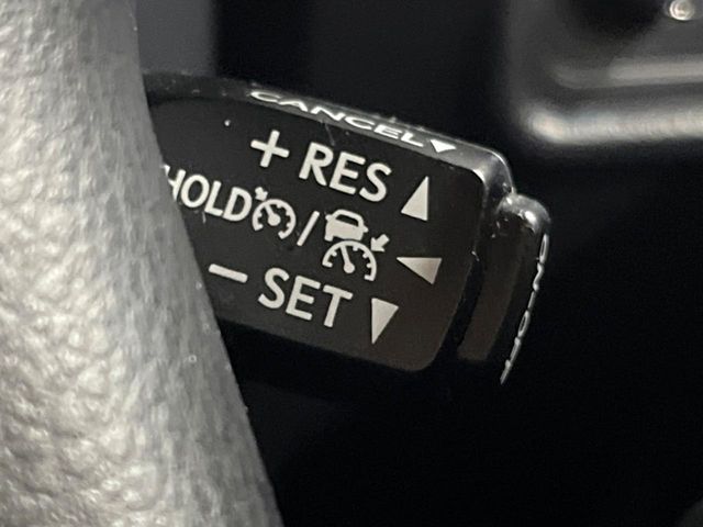 TOYOTA LANDCRUISER PRADO 2023 Image 31