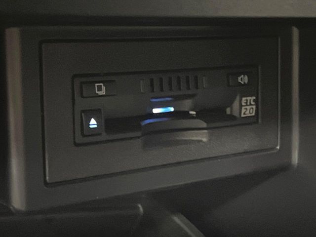 TOYOTA LANDCRUISER PRADO 2023 Image 31