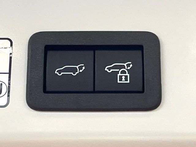 TOYOTA COROLLA CROSS HYBRID 2025 Image 31