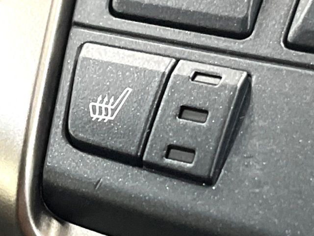 TOYOTA LEXUS NX200T 2017 Image 31