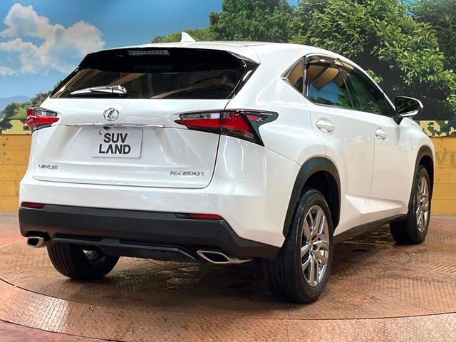 TOYOTA LEXUS NX200T 2017 Image 31