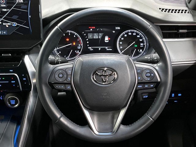 TOYOTA HARRIER 2WD 2022 Image 31