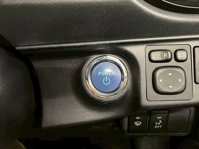 TOYOTA AQUA 2014 Image 31