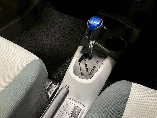 TOYOTA AQUA 2014 Image 31