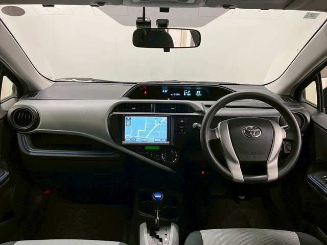 TOYOTA AQUA 2014 Image 31