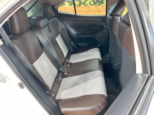 TOYOTA YARIS CROSS HYBRID 2021 Image 31