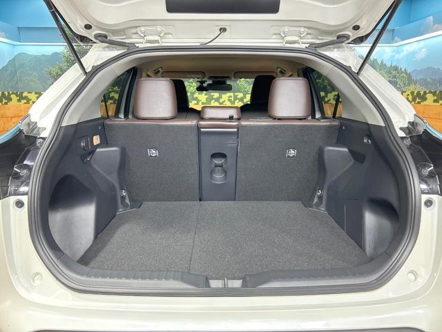 TOYOTA YARIS CROSS HYBRID 2021 Image 31